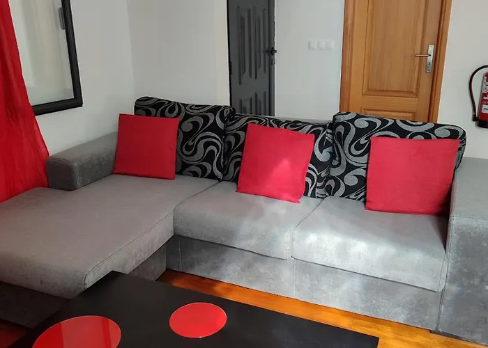 Nyaraló Delfina's House